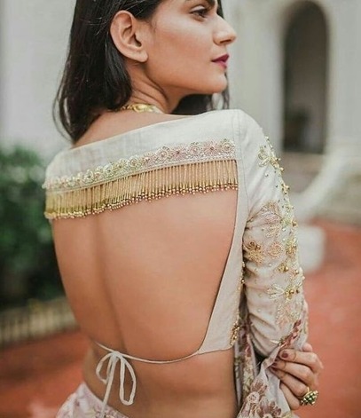 Backless Blouse With Cute Lutkans